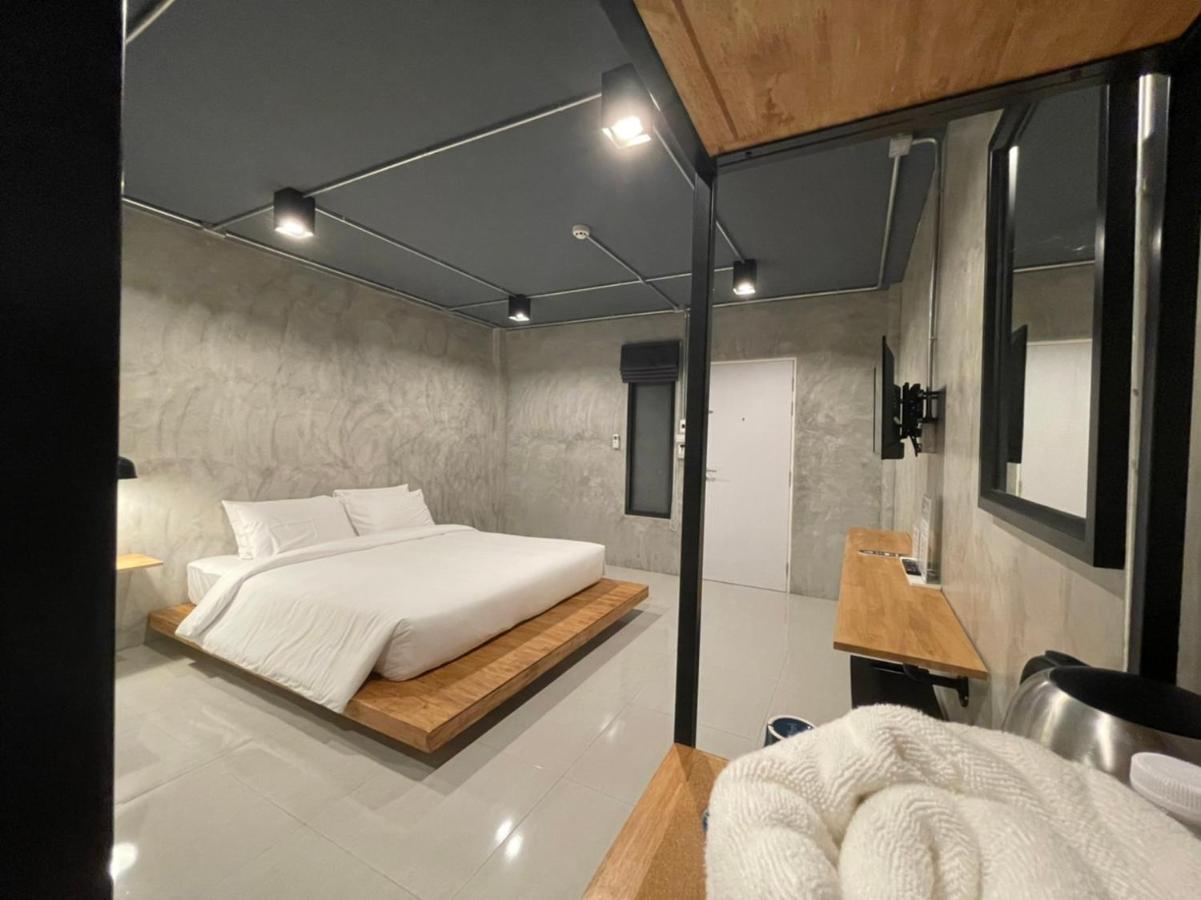 Loft Space Hotel Ranong Ngoại thất bức ảnh